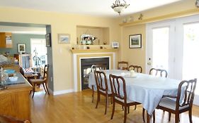 By The Bay Bed And Breakfast